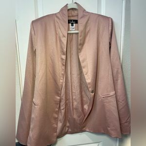 LULU’S PINK BLAZER WITH CAPE DETAILING